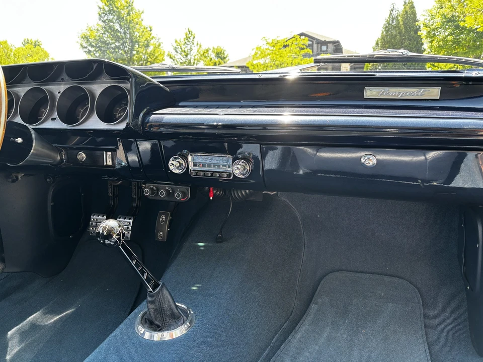 1963 Pontiac Tempest - Image 26 of 31