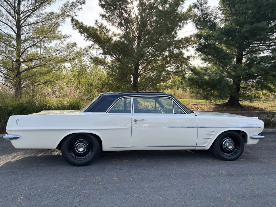 1963 Pontiac Tempest - Image 10 of 31