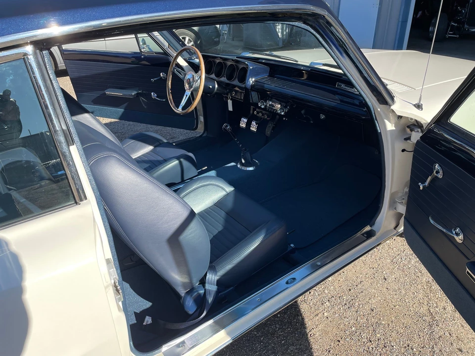 1963 Pontiac Tempest - Image 23 of 31