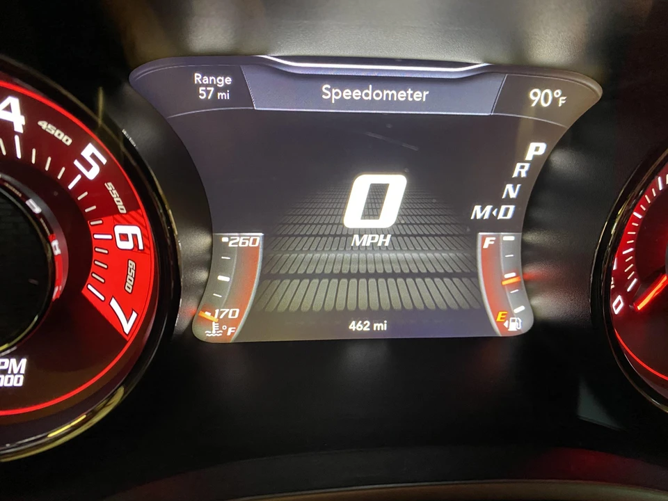 2015 Dodge Challenger SRT Hellcat 3rd Gen - Image 23 of 31