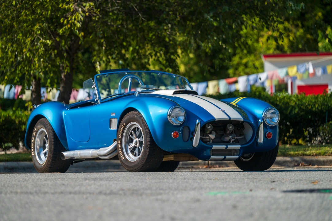 Shelby Cobra Replica - Image 18 of 31