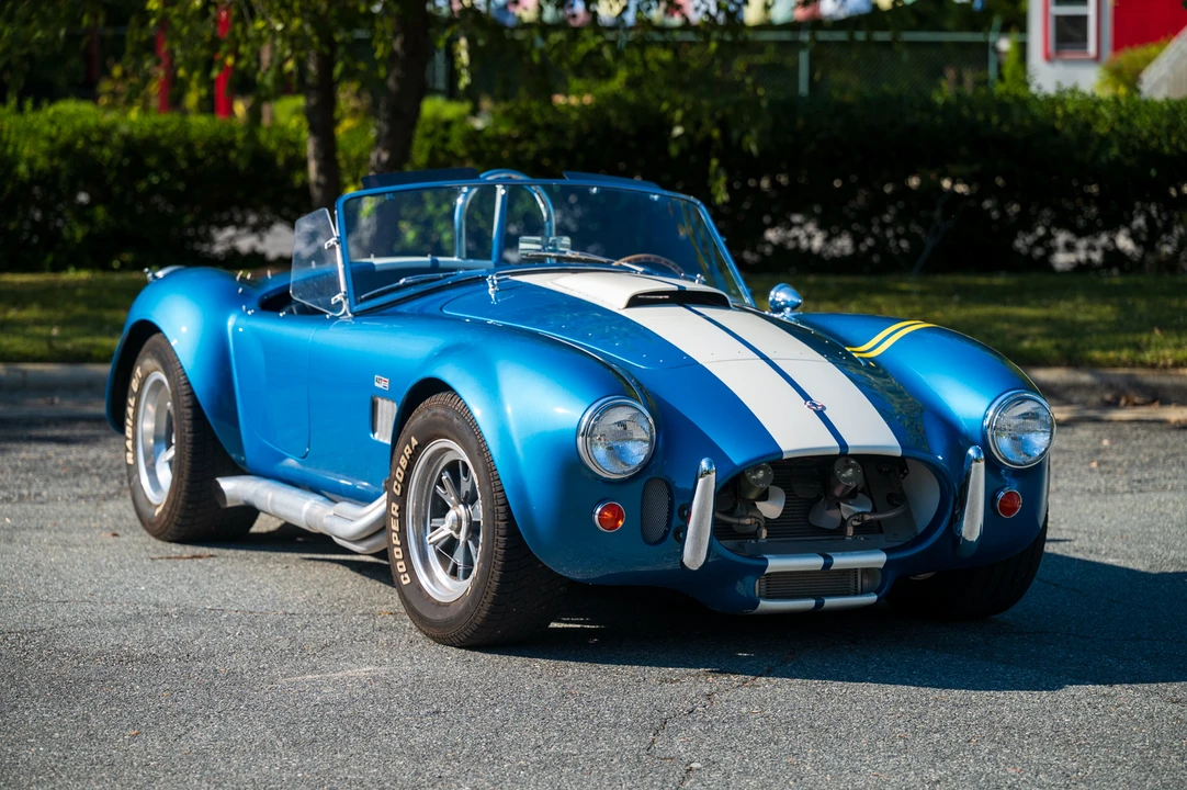 Shelby Cobra Replica - Image 19 of 31