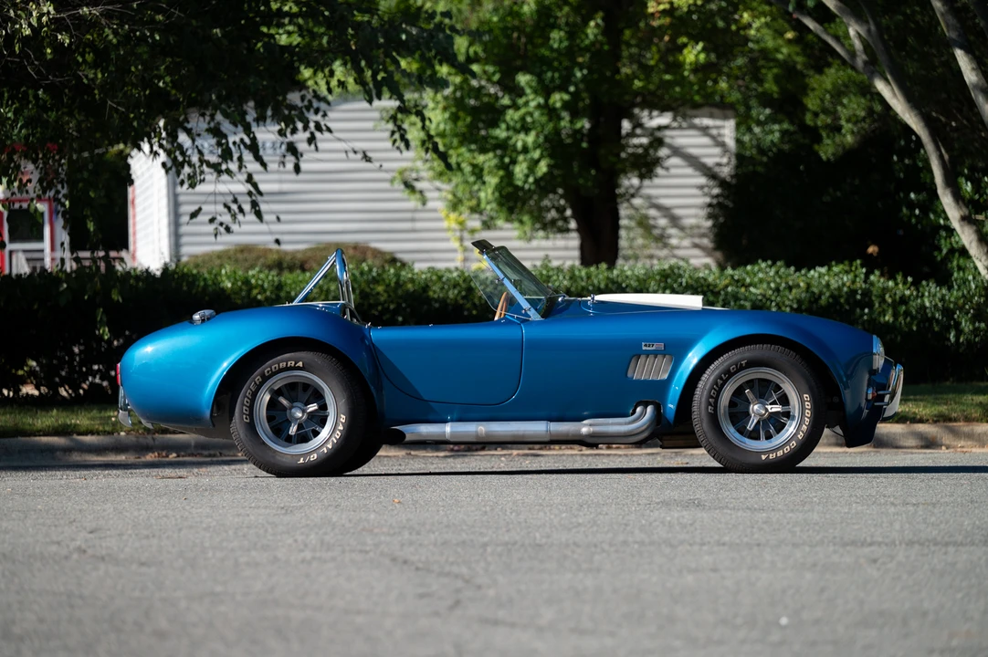 Shelby Cobra Replica - Image 13 of 31
