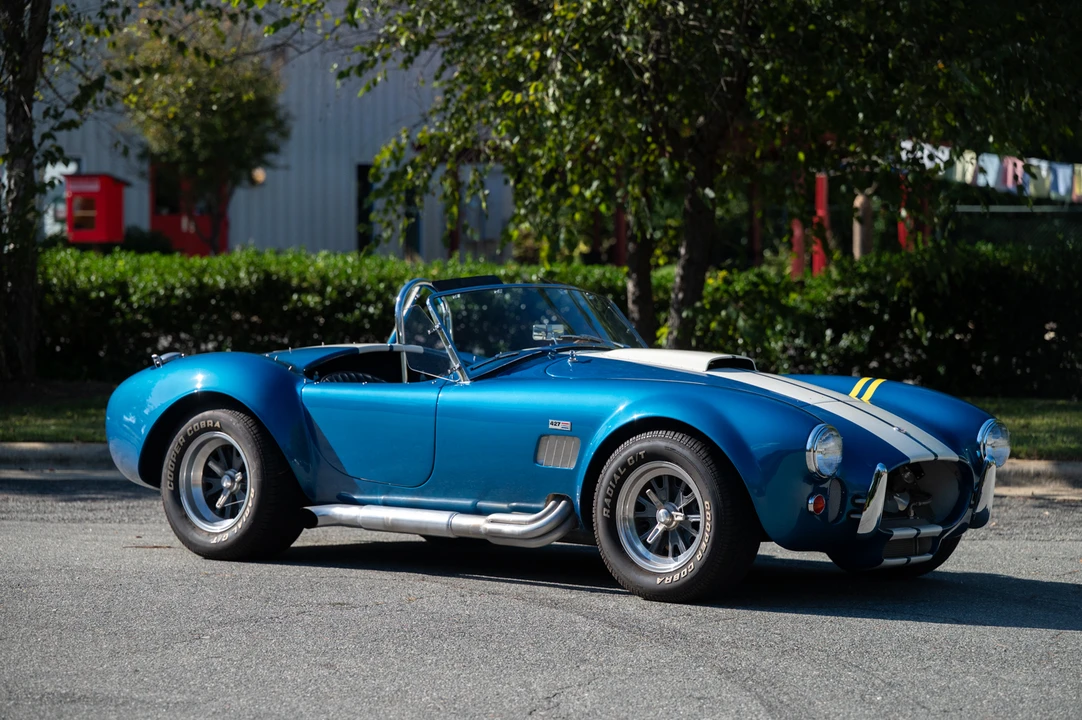 Shelby Cobra Replica - Image 17 of 31