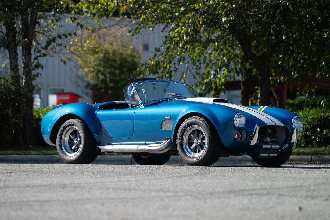 Shelby Cobra Replica - Image 15 of 31