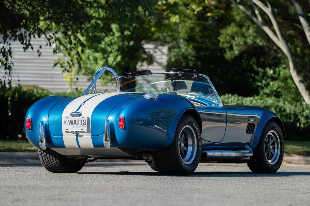 Shelby Cobra Replica - Image 10 of 31