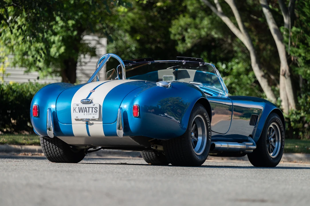 Shelby Cobra Replica - Image 11 of 31