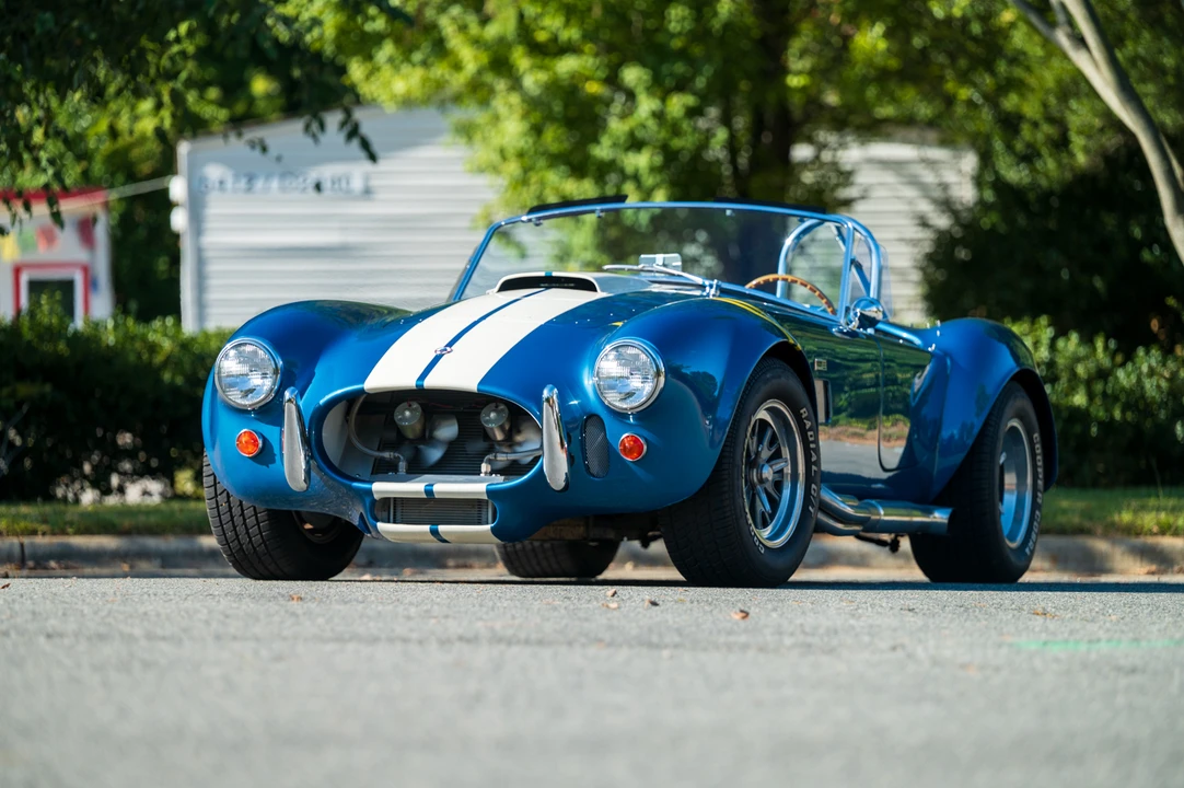 Shelby Cobra Replica - Image 3 of 31