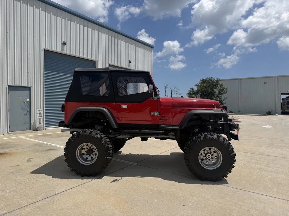 1987 Jeep YJ Wrangler - Image 7 of 31