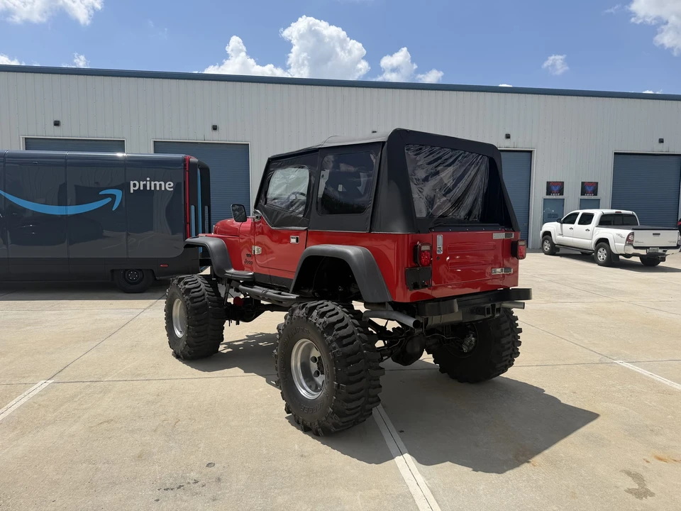1987 Jeep YJ Wrangler - Image 4 of 31