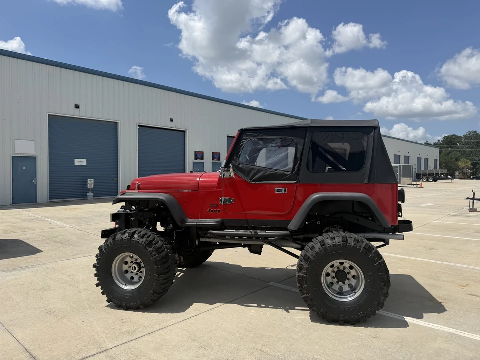 1987 Jeep YJ Wrangler - Image 3 of 31