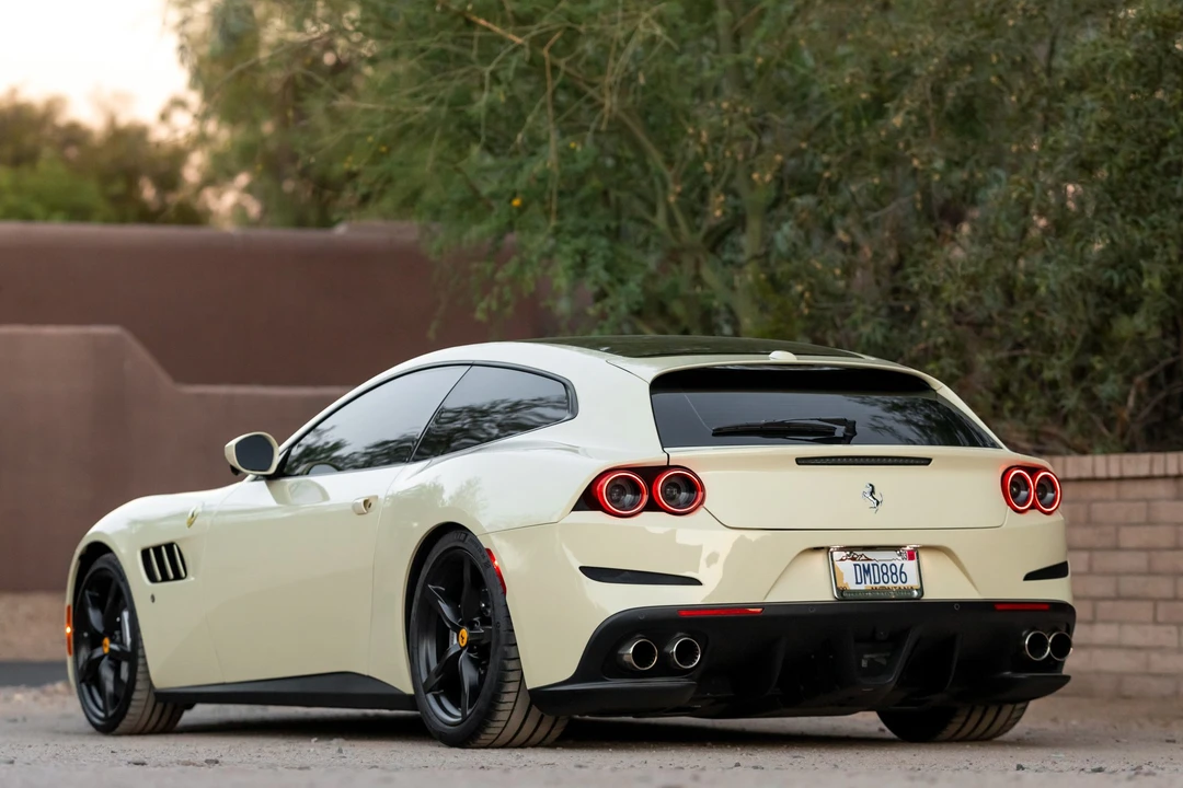 2020 Ferrari GTC4Lusso T - Image 18 of 31
