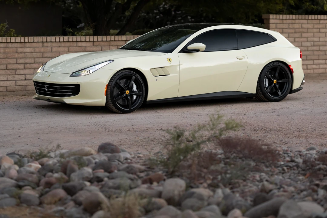 2020 Ferrari GTC4Lusso T - Image 15 of 31