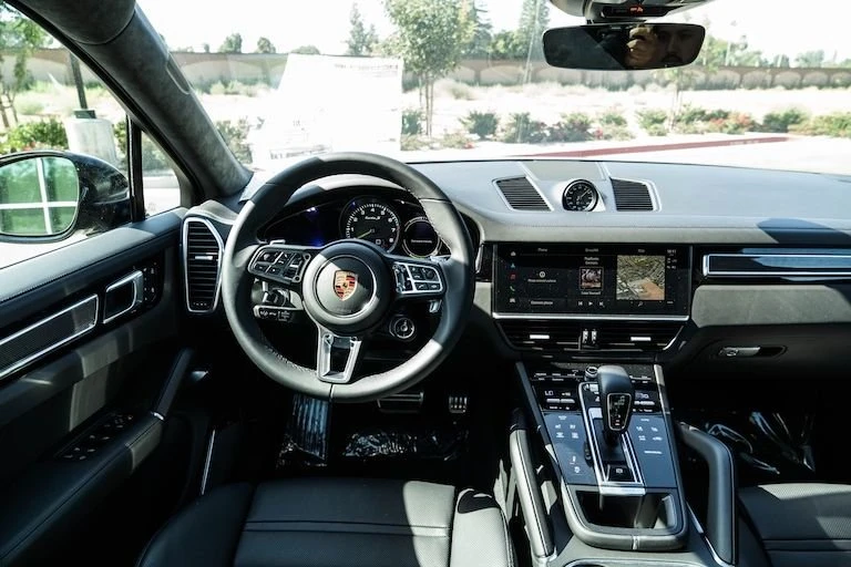 2022 Porsche 9Y0/9Y3 Cayenne Coupe - Image 5 of 7