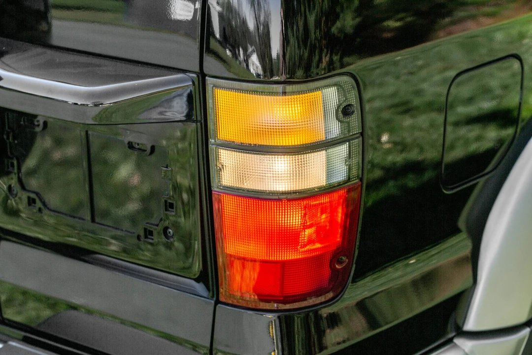 2001 Isuzu Trooper - Image 14 of 31