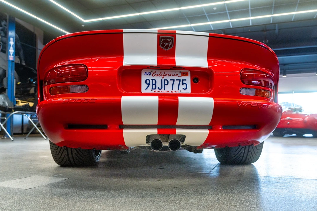2002 Dodge Viper GTS 2nd Gen - Image 13 of 31