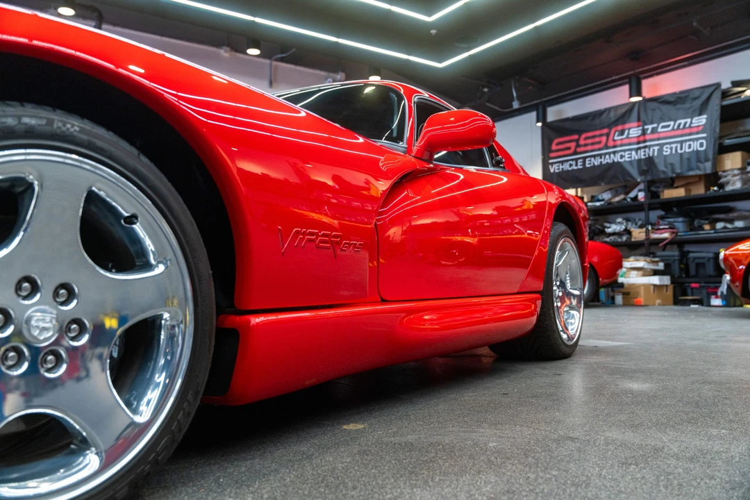 2002 Dodge Viper GTS 2nd Gen - Image 12 of 31
