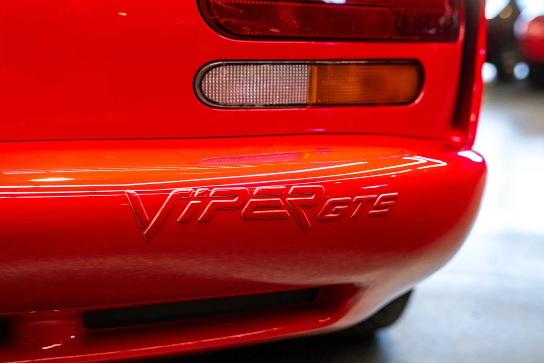 2002 Dodge Viper GTS 2nd Gen - Image 22 of 31