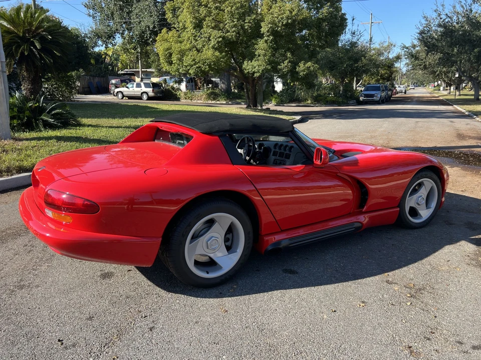 1993 Dodge Viper 1st Gen - Image 26 of 31