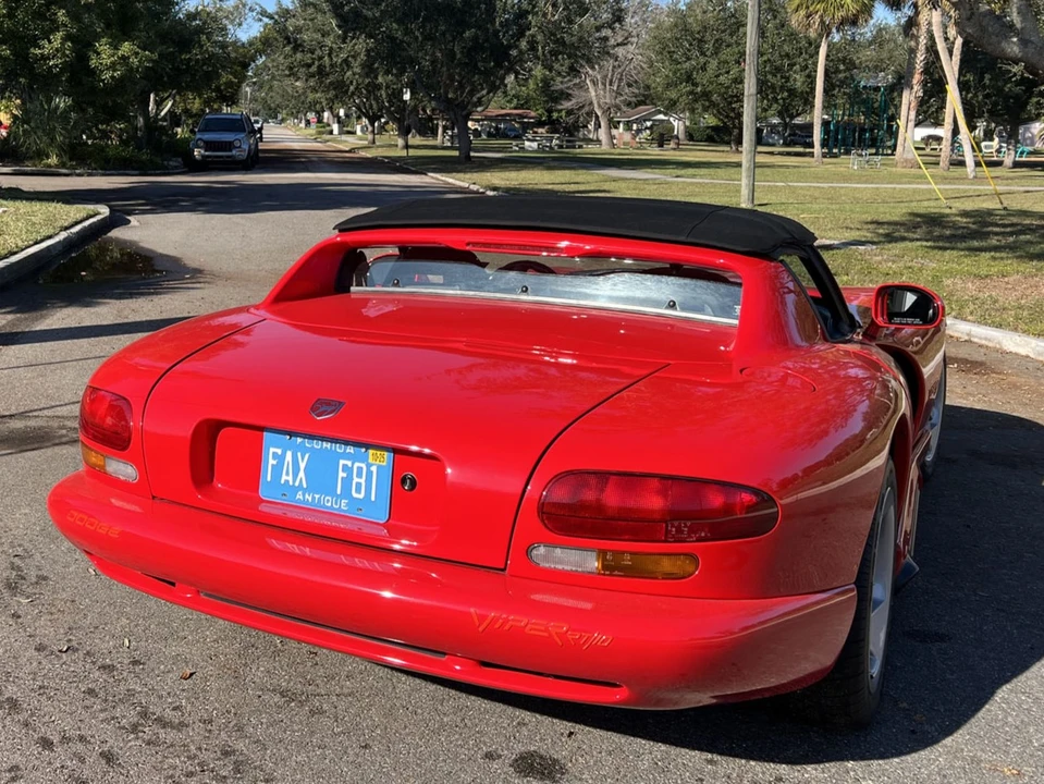 1993 Dodge Viper 1st Gen - Image 23 of 31