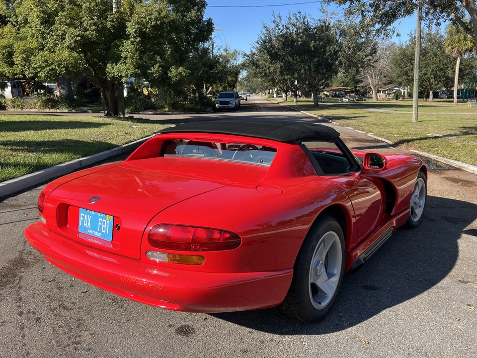 1993 Dodge Viper 1st Gen - Image 24 of 31