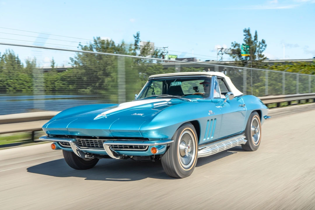 1966 Chevrolet Corvette C2 - Image 4 of 31