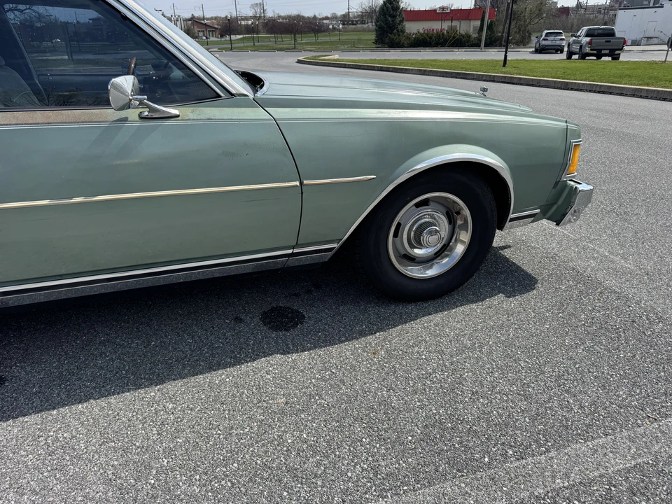 1977 Chevrolet Caprice - Image 17 of 31