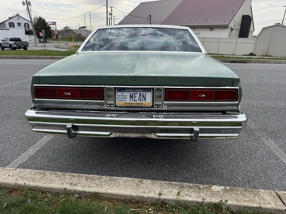 1977 Chevrolet Caprice - Image 10 of 31