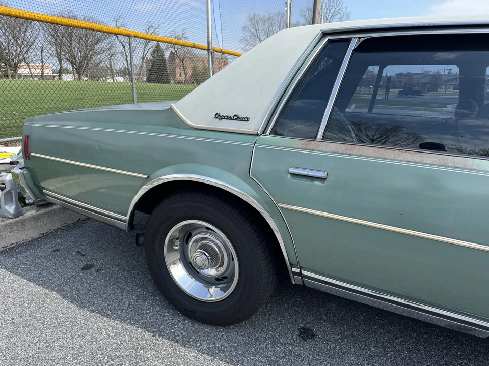 1977 Chevrolet Caprice - Image 15 of 31