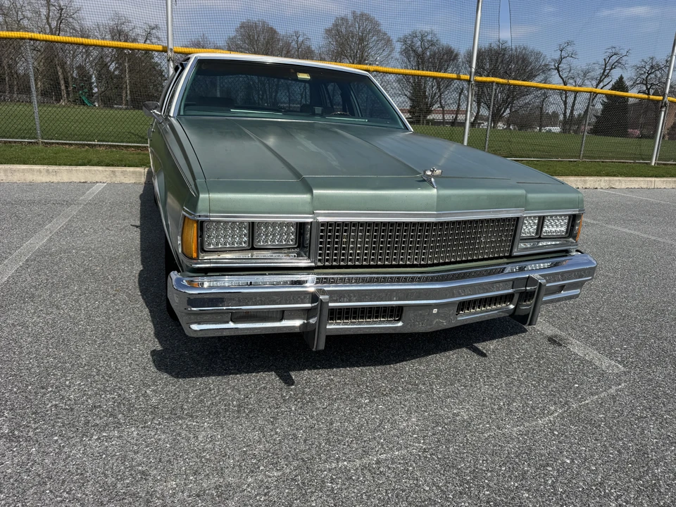 1977 Chevrolet Caprice - Image 2 of 31