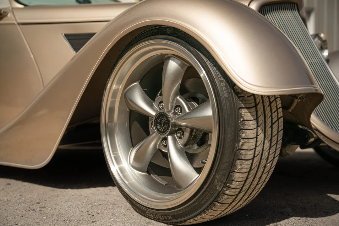 Ford Hot Rod - Image 24 of 31