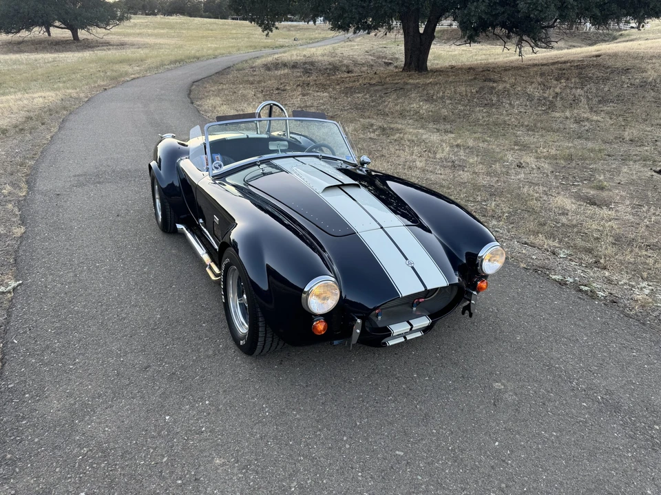 Shelby Cobra Replica - Image 22 of 31