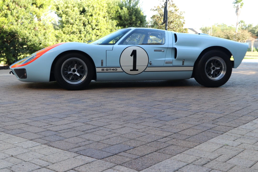 Ford Replica - Image 5 of 31