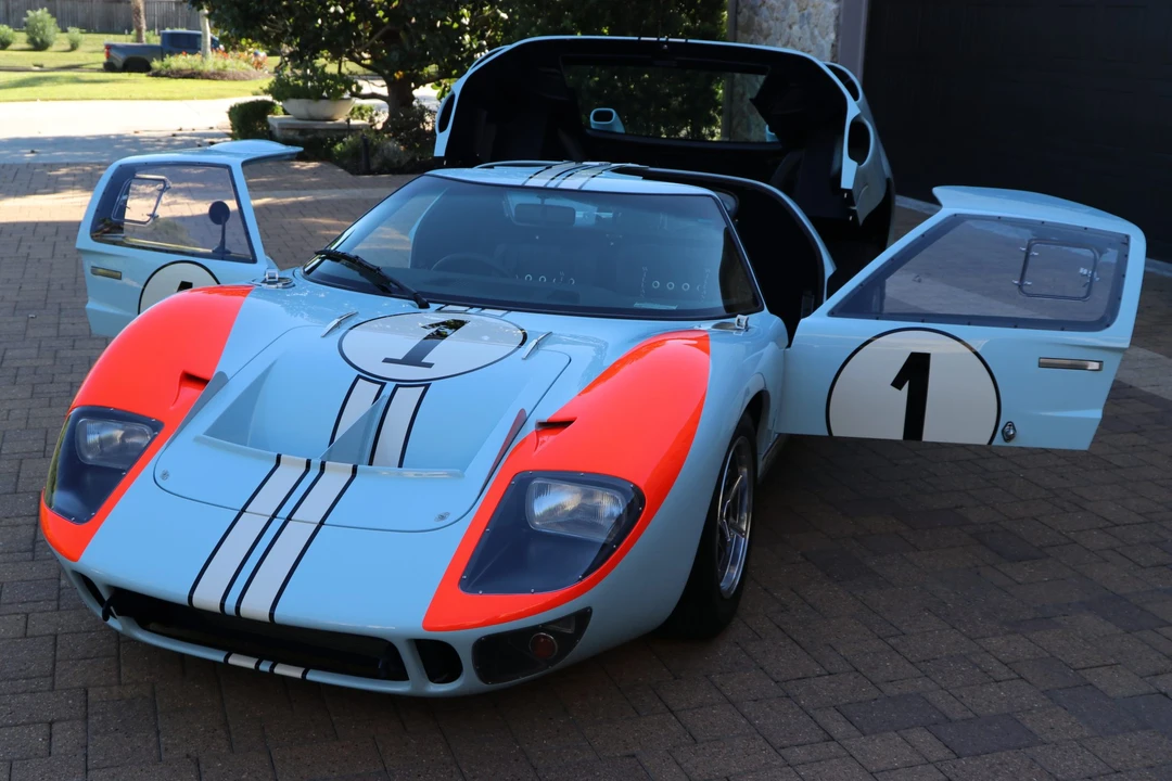Ford Replica - Image 23 of 31