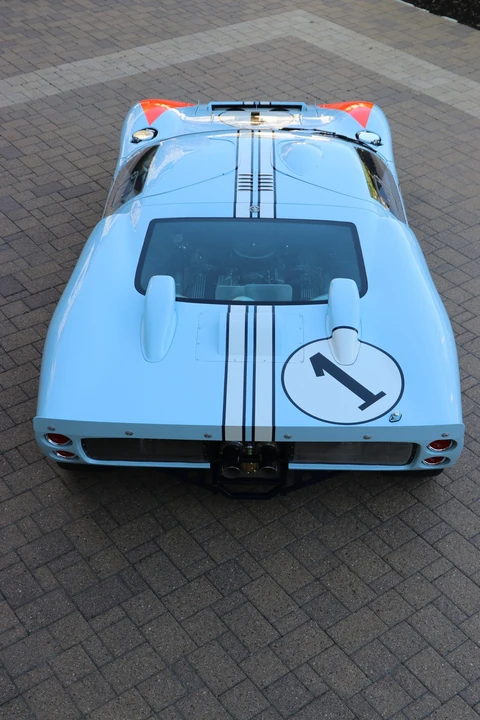 Ford Replica - Image 9 of 31