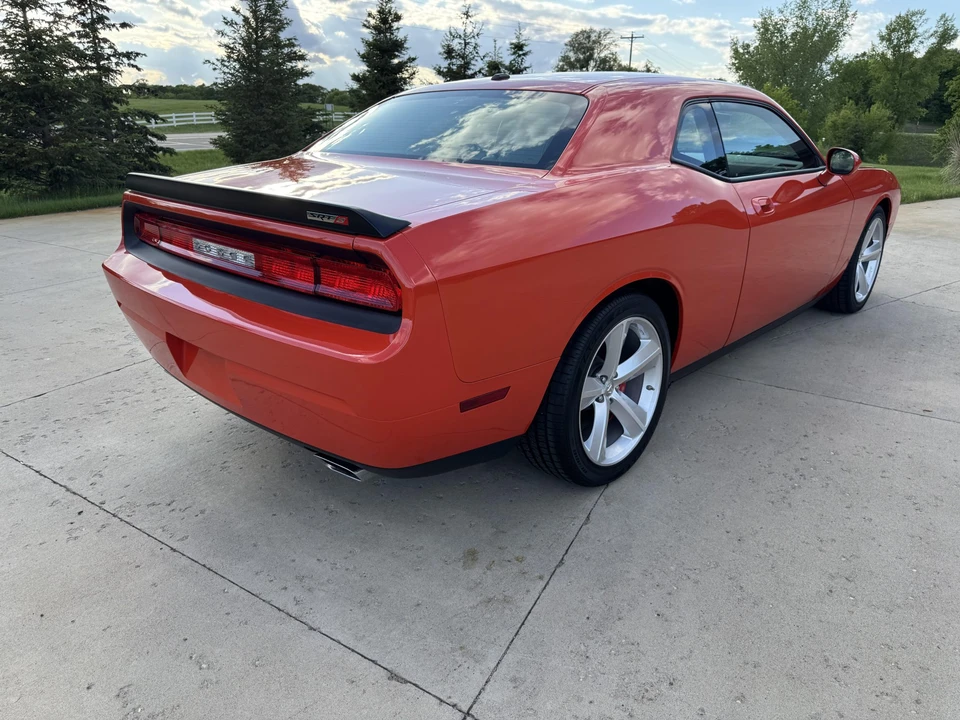 2008 Dodge Challenger SRT8 & 392 3rd Gen - Image 5 of 31