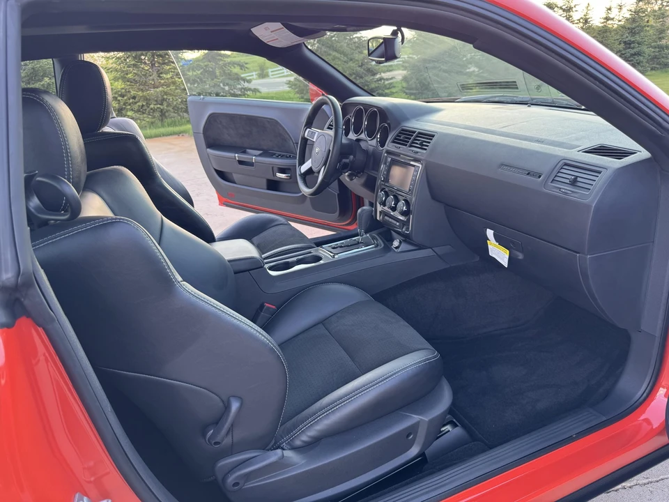 2008 Dodge Challenger SRT8 & 392 3rd Gen - Image 25 of 31