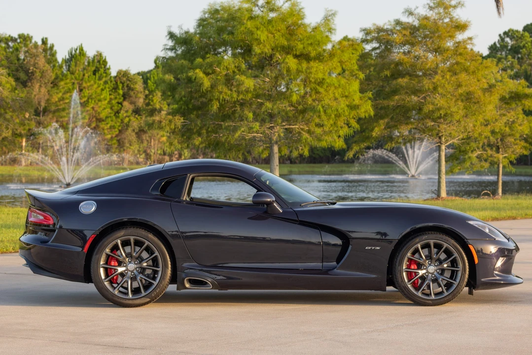 2013 Dodge Viper 5th Gen - Image 18 of 31