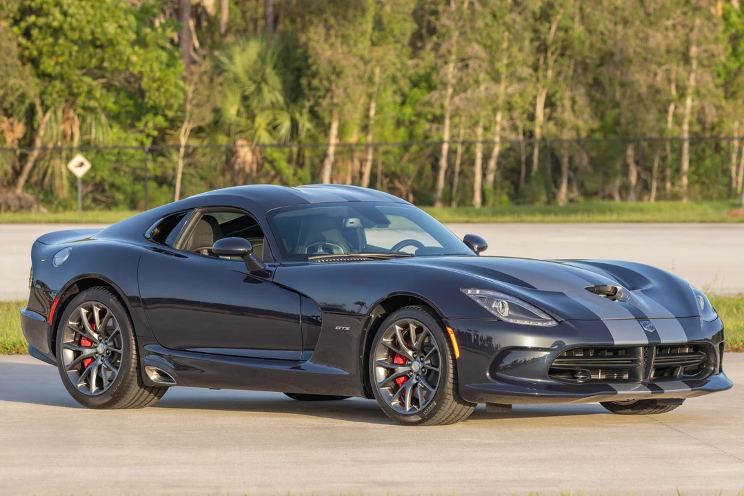 2013 Dodge Viper 5th Gen - Image 15 of 31