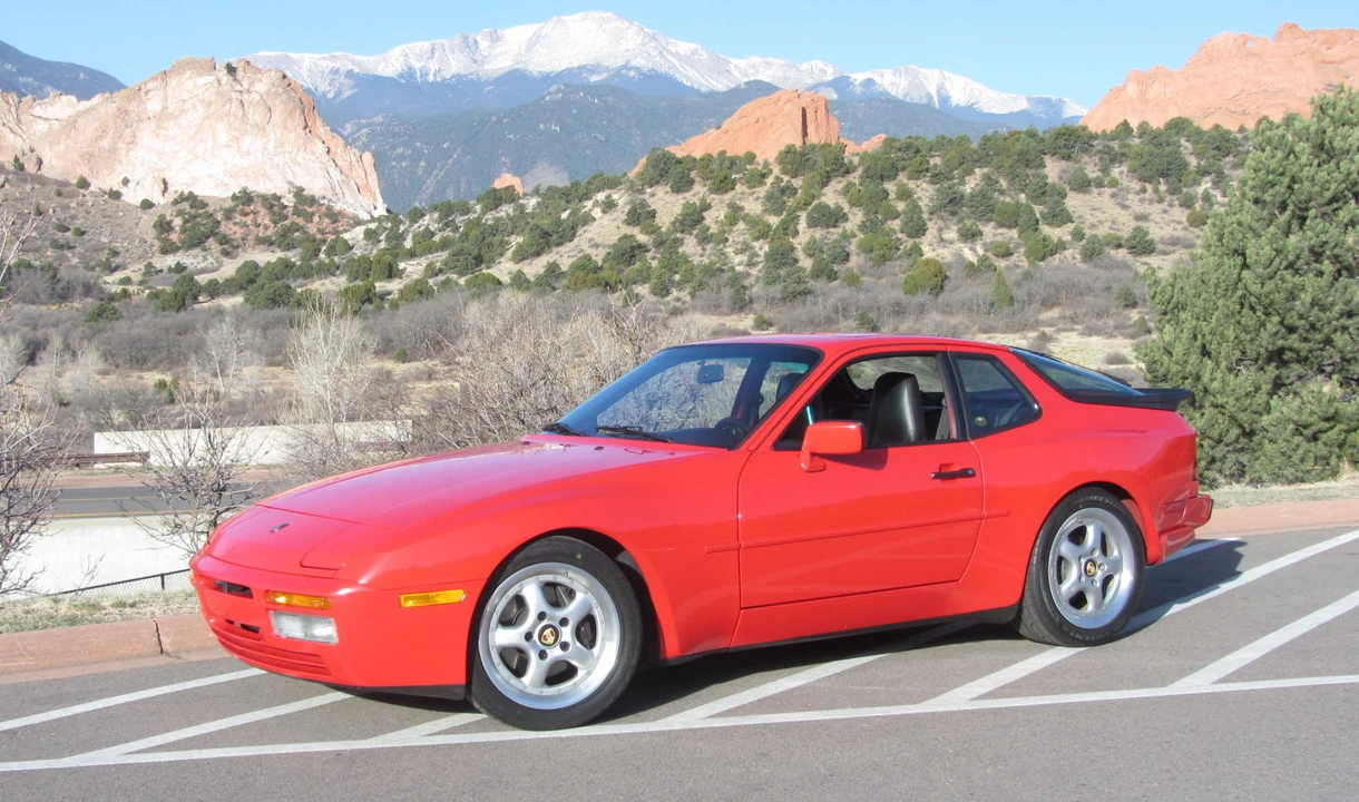 1989 Porsche 944 Turbo - Image 9 of 31