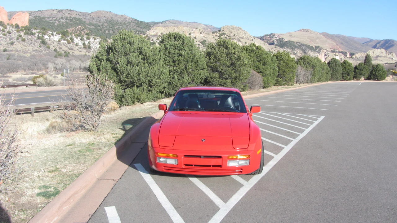 1989 Porsche 944 Turbo - Image 13 of 31