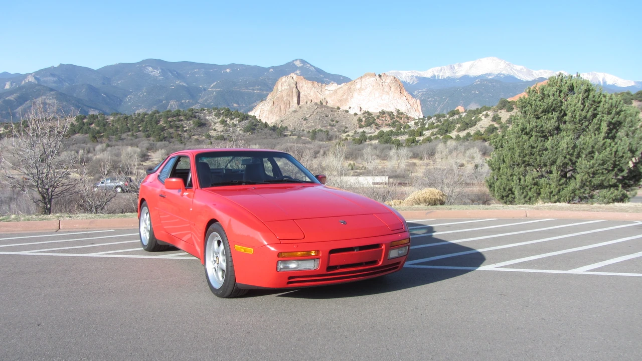 1989 Porsche 944 Turbo - Image 4 of 31