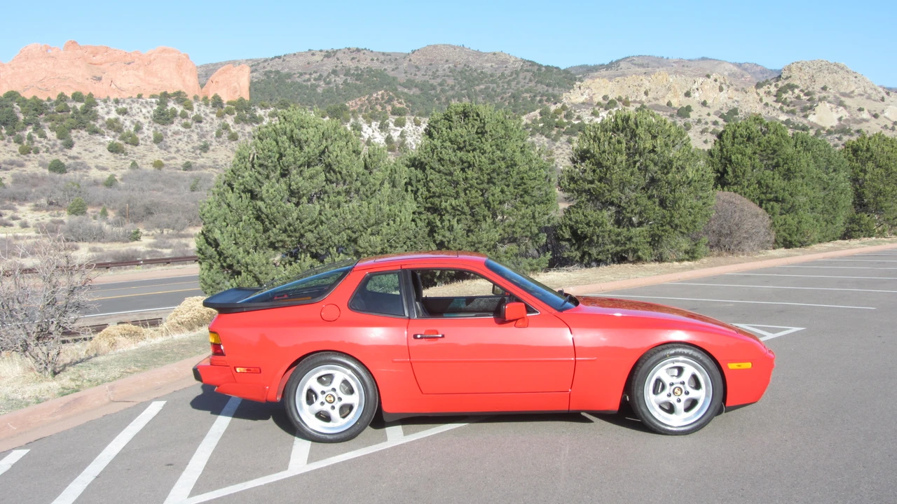 1989 Porsche 944 Turbo - Image 22 of 31