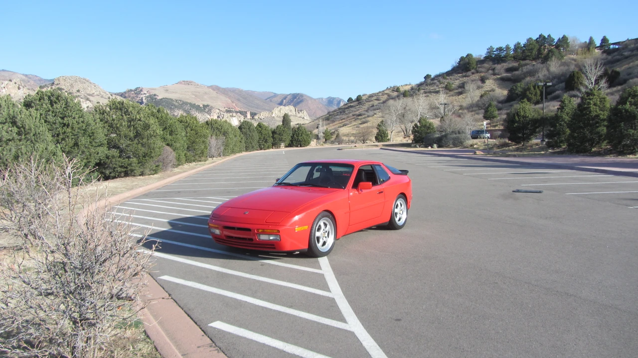 1989 Porsche 944 Turbo - Image 25 of 31