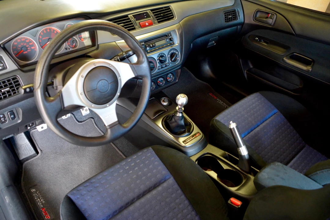 2005 Mitsubishi Lancer Evolution VIII 7th Gen - Image 27 of 31