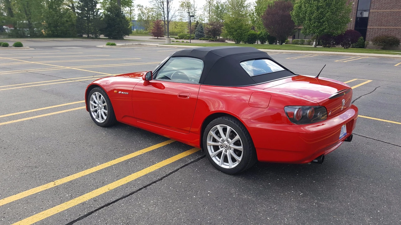 2006 Honda AP2 S2000 - Image 2 of 31