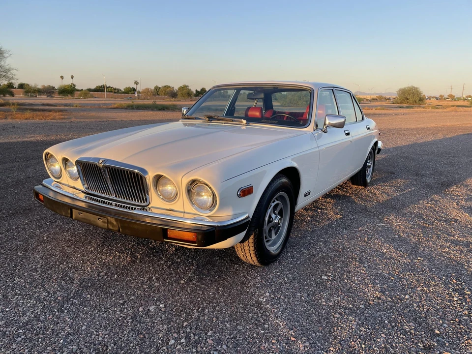 1981 Jaguar XJ Series 3 - Image 5 of 31