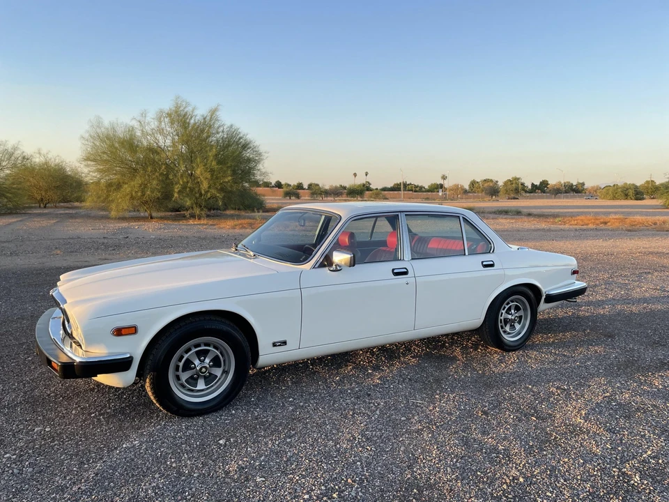 1981 Jaguar XJ Series 3 - Image 8 of 31