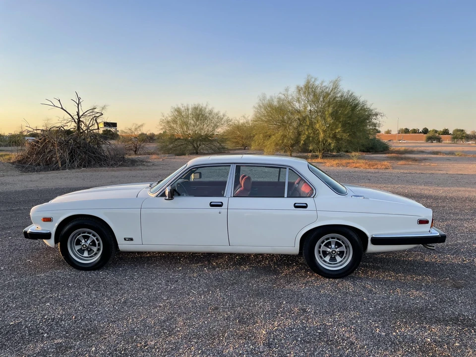 1981 Jaguar XJ Series 3 - Image 11 of 31