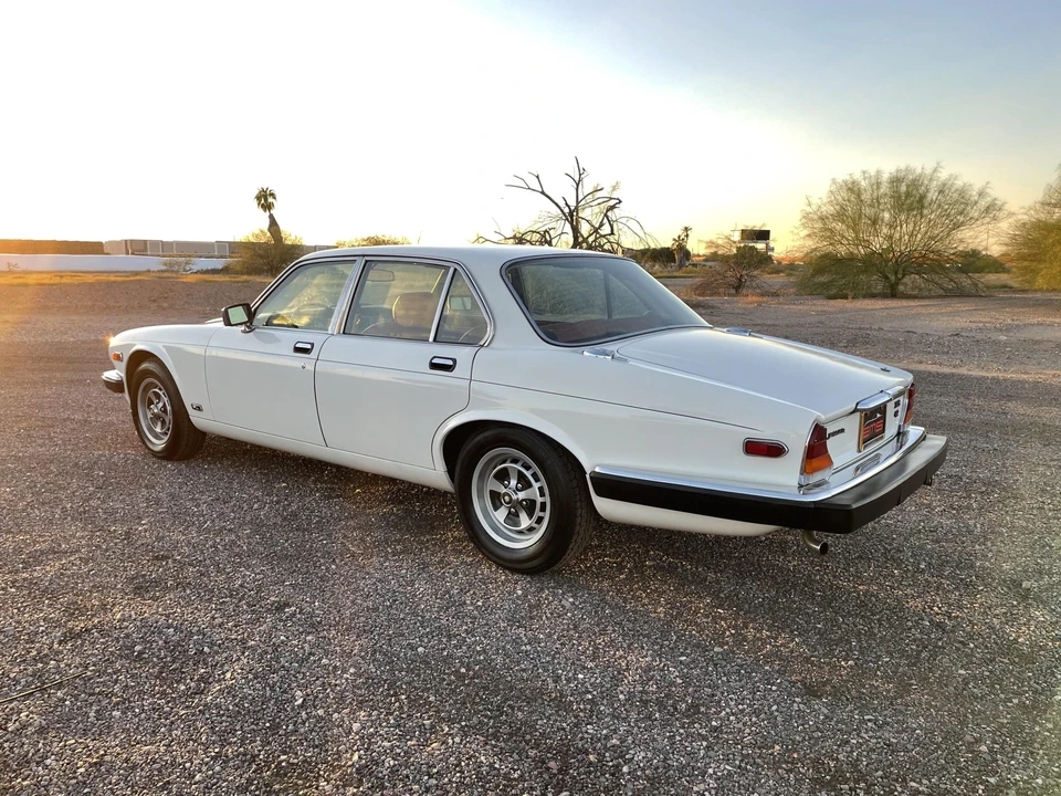 1981 Jaguar XJ Series 3 - Image 14 of 31